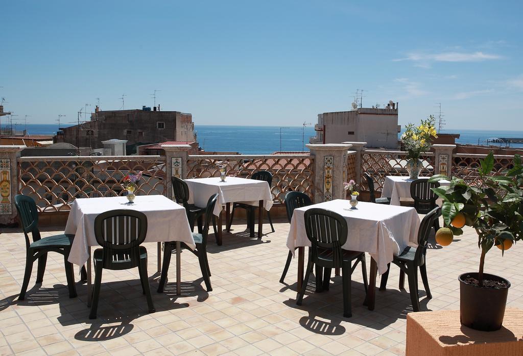 Villa Cristina Giardini Naxos Exteriér fotografie
