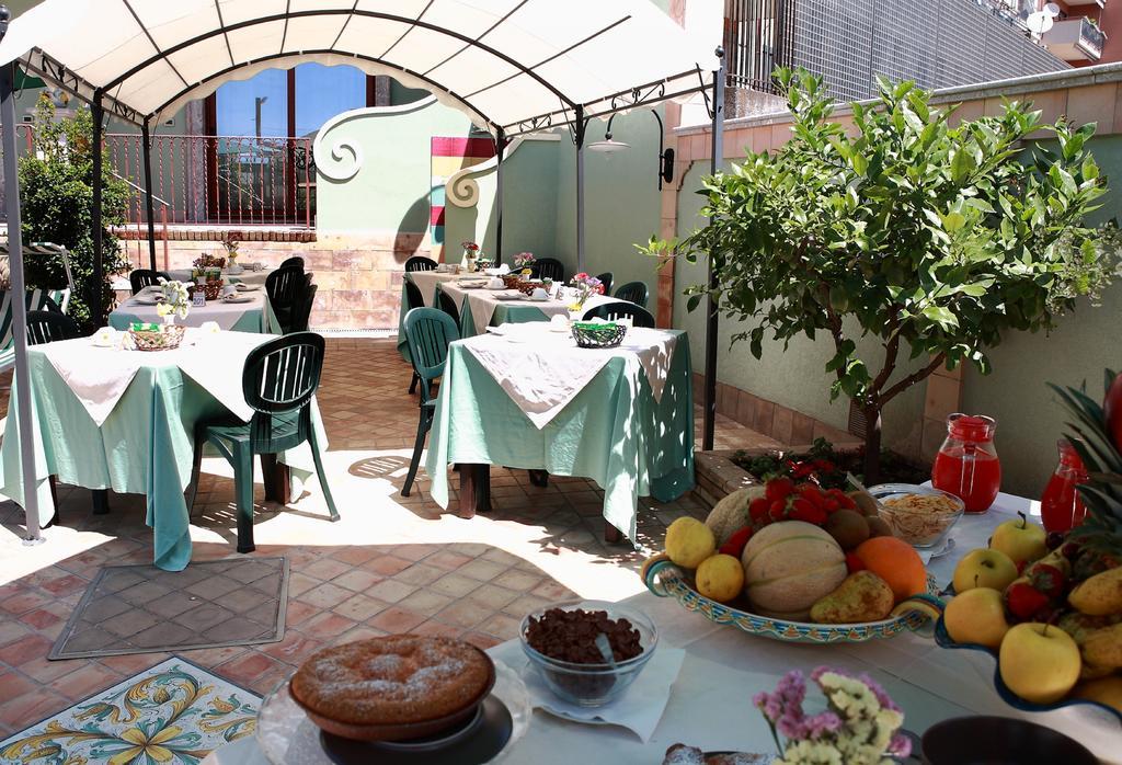 Villa Cristina Giardini Naxos Exteriér fotografie
