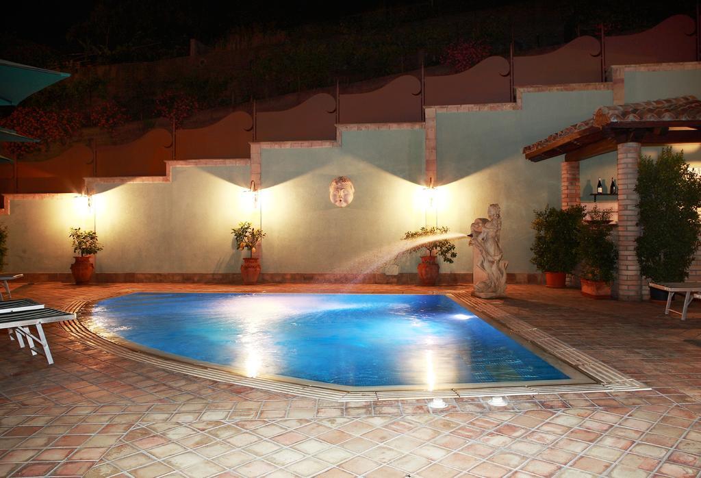 Villa Cristina Giardini Naxos Exteriér fotografie