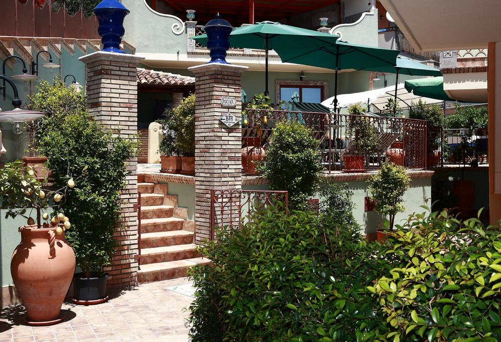 Villa Cristina Giardini Naxos Exteriér fotografie