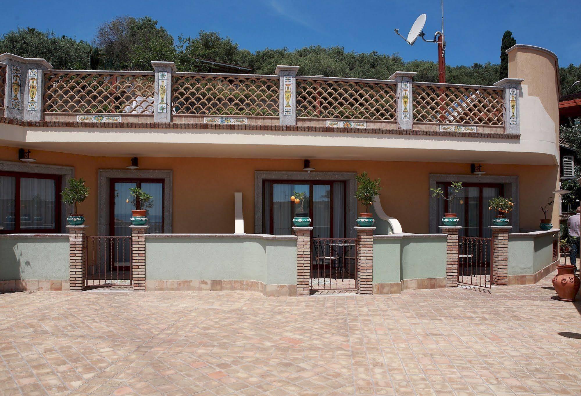 Villa Cristina Giardini Naxos Exteriér fotografie