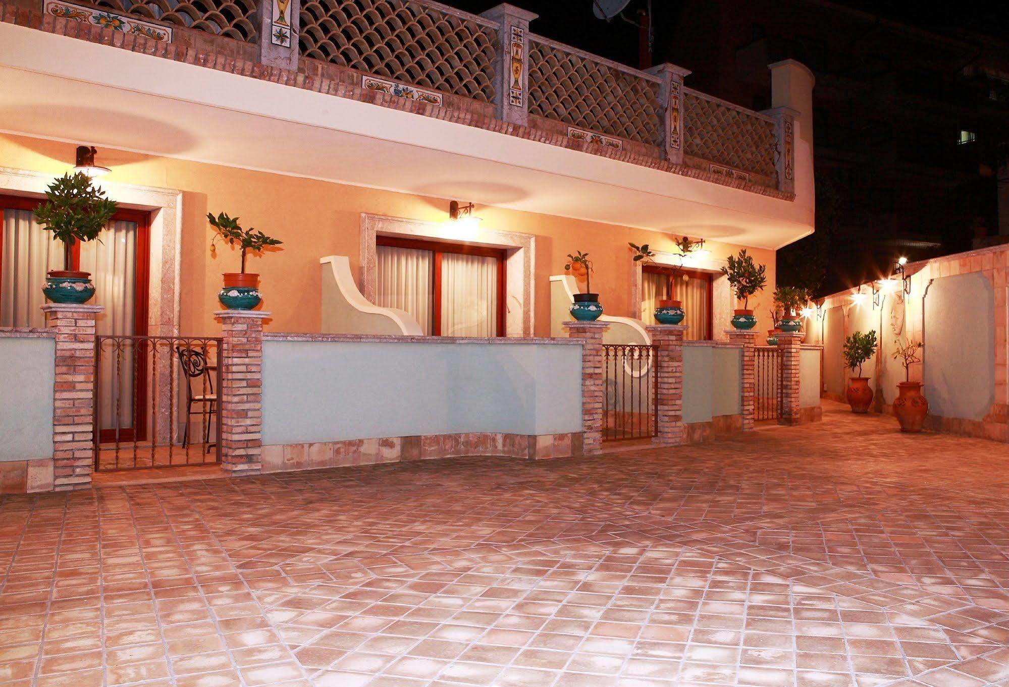 Villa Cristina Giardini Naxos Exteriér fotografie